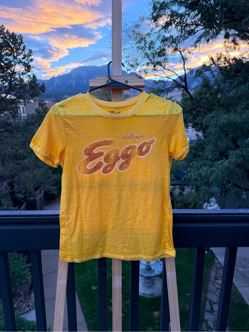Kellogg's Eggo Yellow Shirt